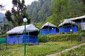 Jibhi Taxi on Rent in Himachal